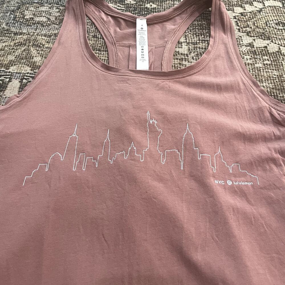 Lululemon Love Racerback Tank *New York City Special Edition* Women's Size 4